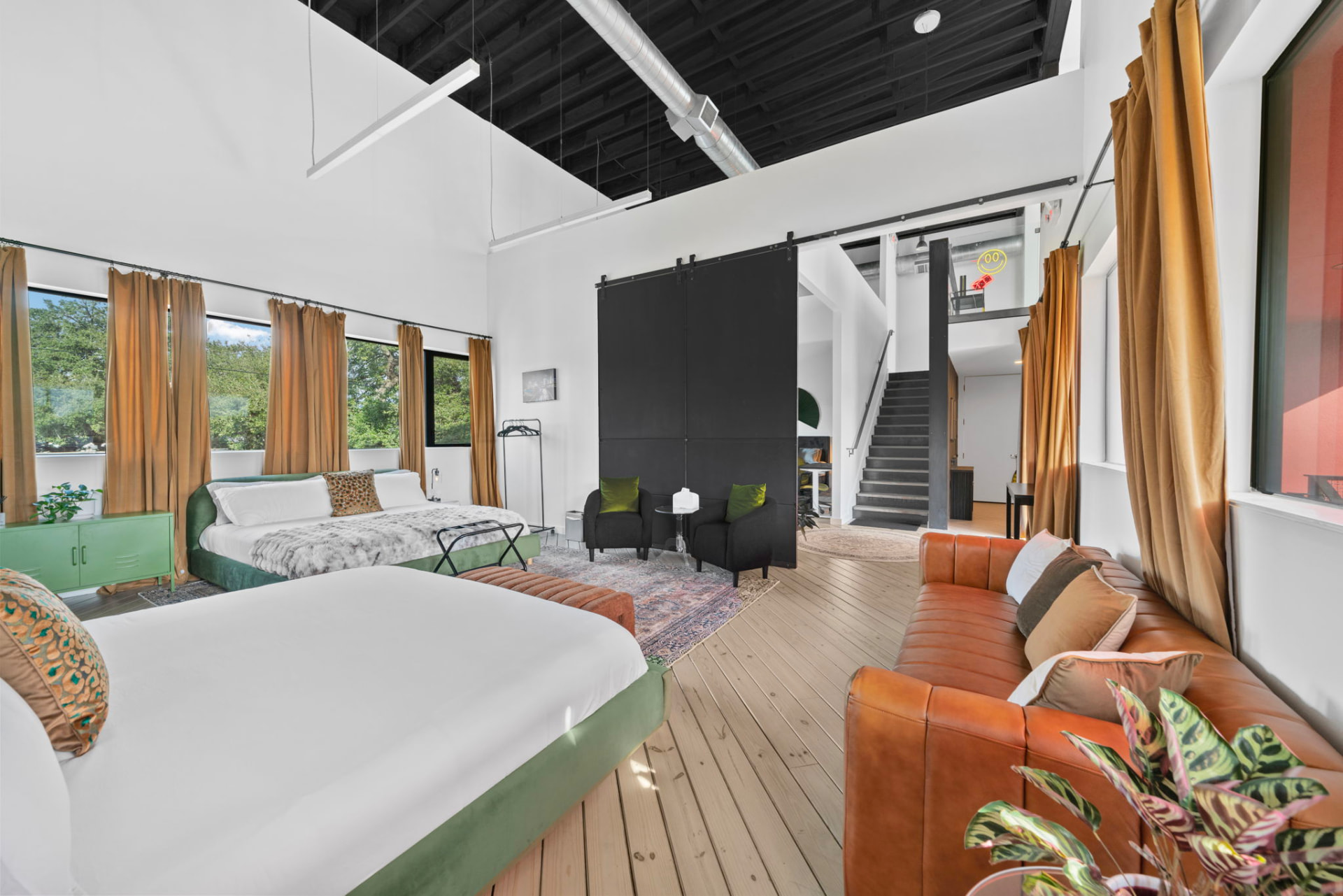 Richmond Loft in Montrose, Houston